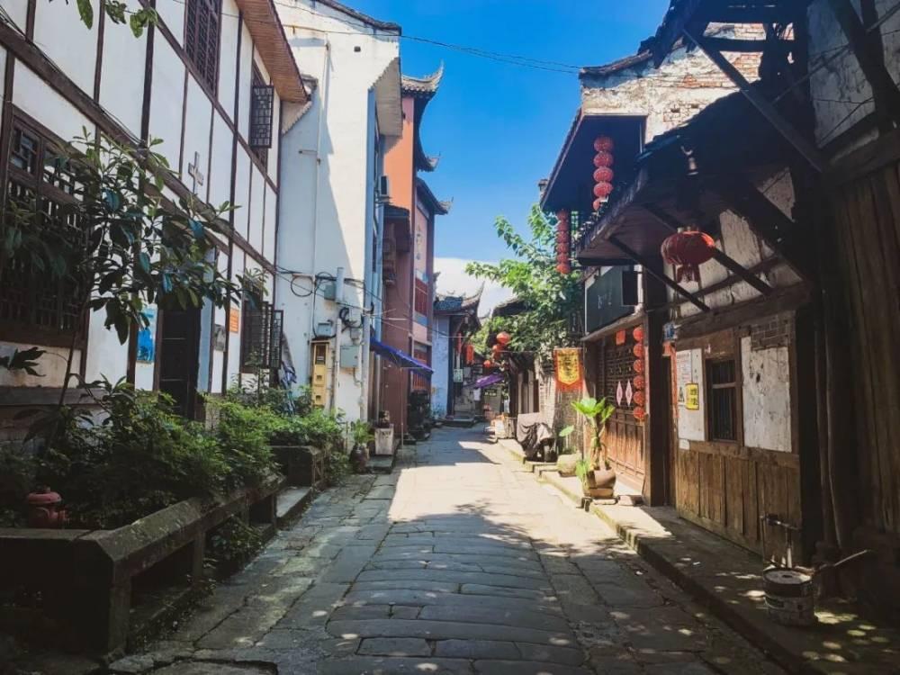 新余派驻非公企业书记邹瑜：党建增强企业竞争力，推行党企交叉任职